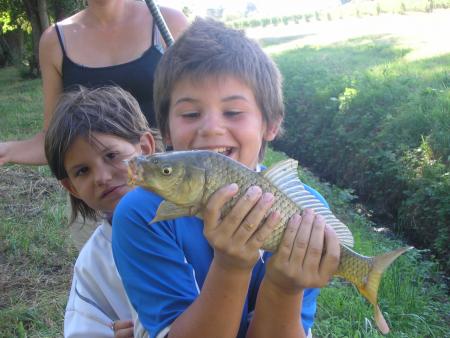alan et tanya  a la peche